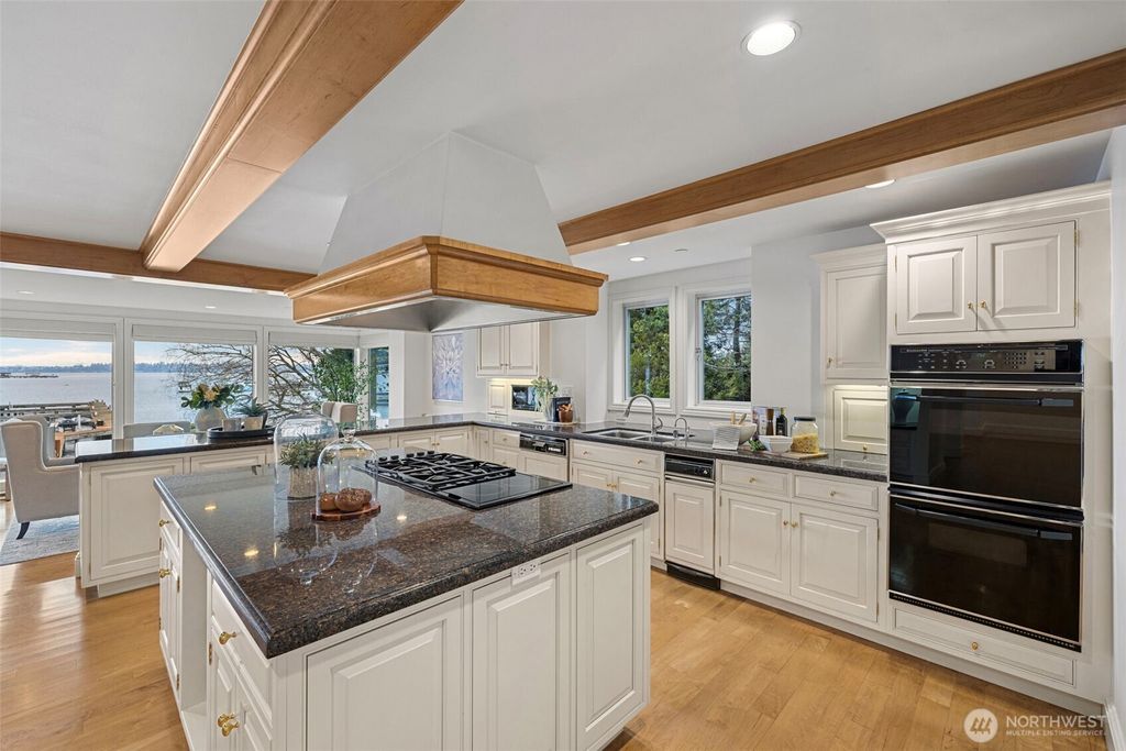 listing image 9363176734422223329