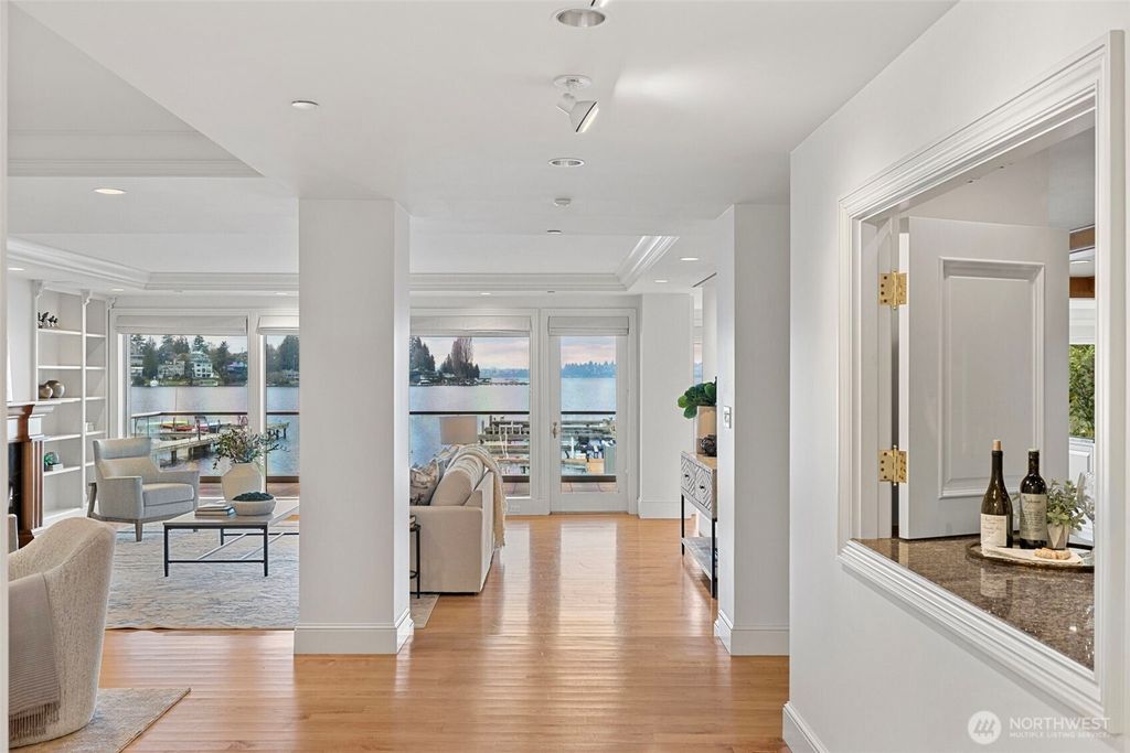 listing image 9368058120747175038