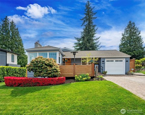 Photo of 4061 W Ruffner Street, Seattle, WA 98199 (MLS # 2516134)