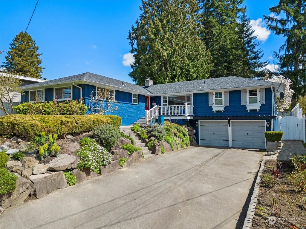 Photo of 19312 104th Avenue NE, Bothell, WA 98011 (MLS # 2052074)
