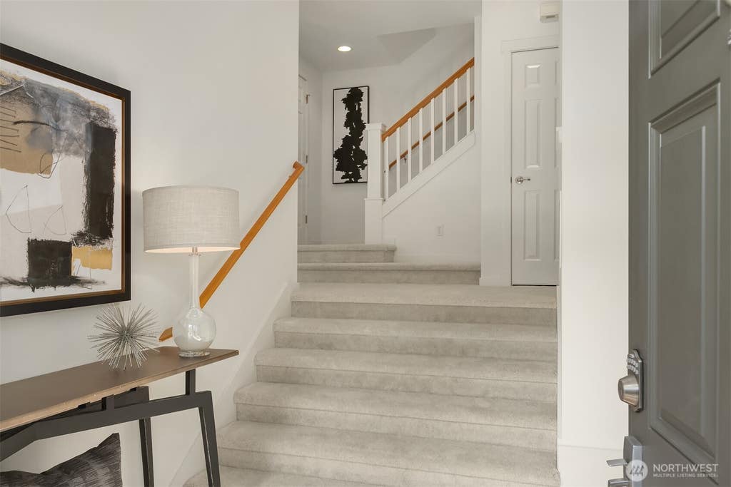 Photo of 1906 Juneberry Court NE #1906, Issaquah, WA 98029 (MLS # 2536773)