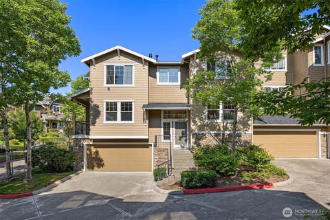 Photo of 1906 Juneberry Court NE #1906, Issaquah, WA 98029 (MLS # 2536773)