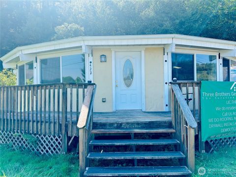 422 Perry Hoquiam WA 98550