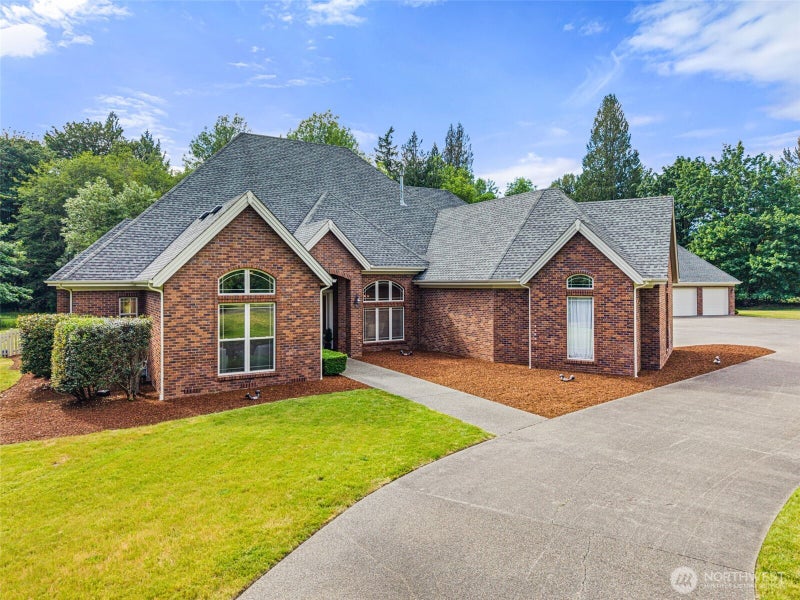 7841 Canterwood Drive SE