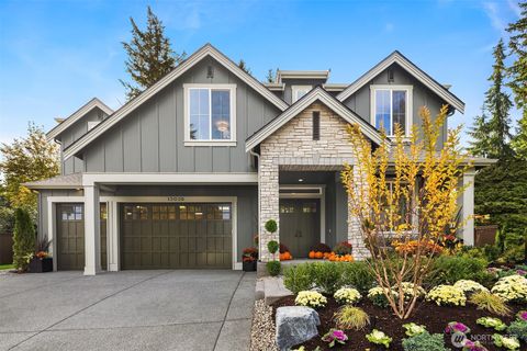 Photo of 13039 NE 88th Street, Kirkland, WA 98033 (MLS # 2422785)