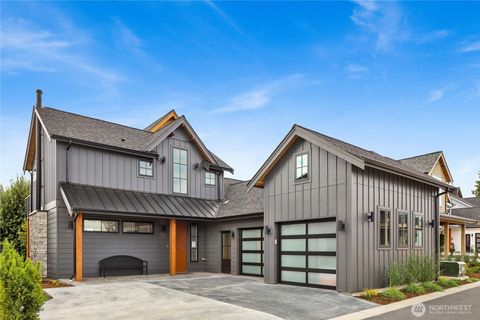 Photo of 206 Pebblebrook Drive, Lynden, WA 98264 (MLS # 2414911)