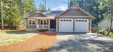 Photo of 21 E Eastwood Lane, Union, WA 98592 (MLS # 2433363)