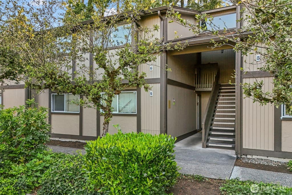 Photo of 4705 176th Street SW #B6, Lynnwood, WA 98037 (MLS # 2570730)