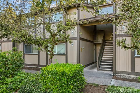 Photo of 4705 176th Street SW #B6, Lynnwood, WA 98037 (MLS # 2570730)