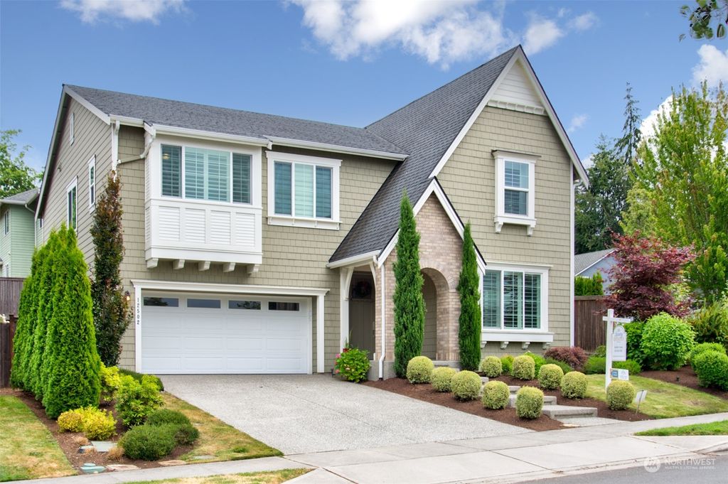 Photo of 12502 79TH AVE NE Ave, Kirkland, WA 98034 (MLS # 2293881)