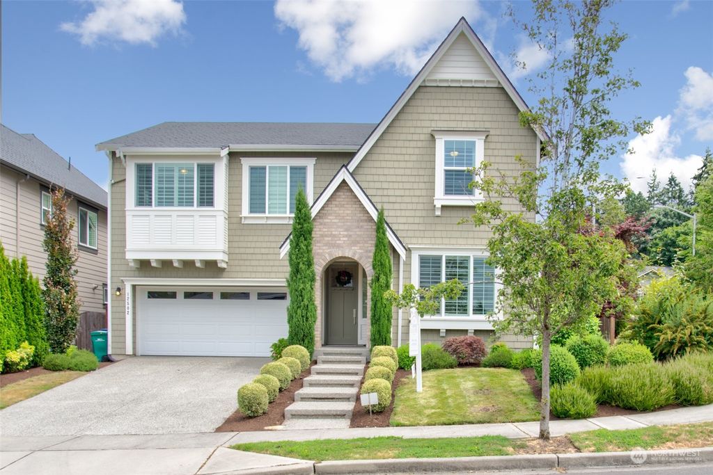 Photo of 12502 79TH AVE NE Ave, Kirkland, WA 98034 (MLS # 2293881)