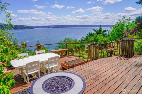 211 N Cedardale Lane Hoodsport WA 98548