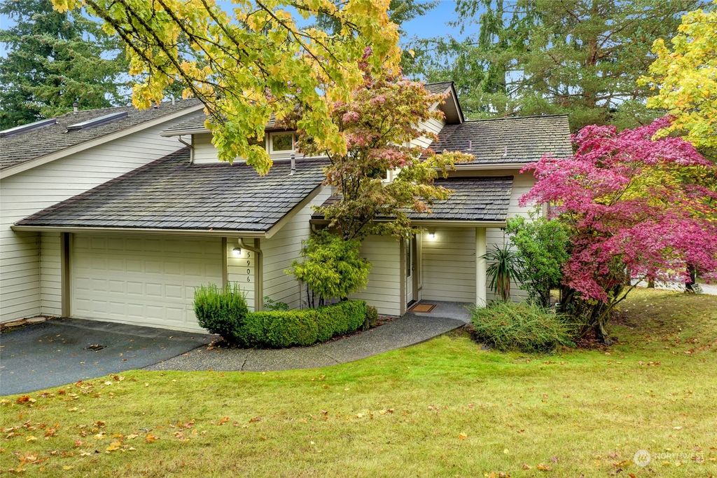 Photo of 5906 158th Way NE, Redmond, WA 98052 (MLS # 2327619)