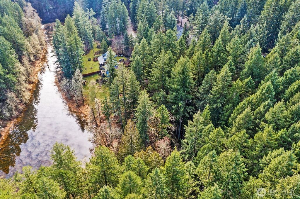 Photo of 17820 Pondside Court, Yelm, WA 98597 (MLS # 2477501)