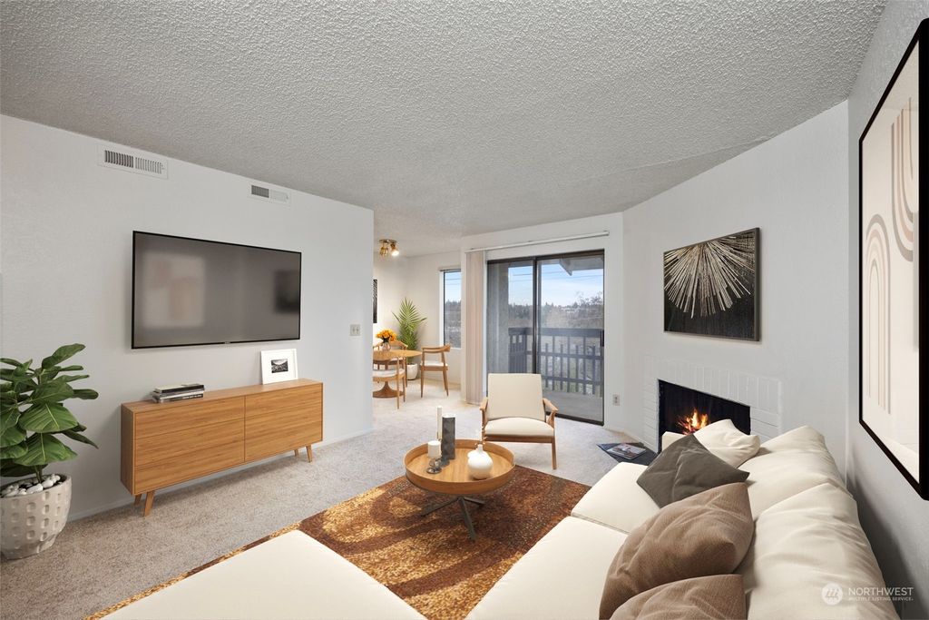 Photo of 3505 S 160th Street #C3, SeaTac, WA 98188 (MLS # 2196483)