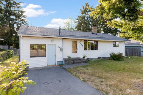 A home in Everett