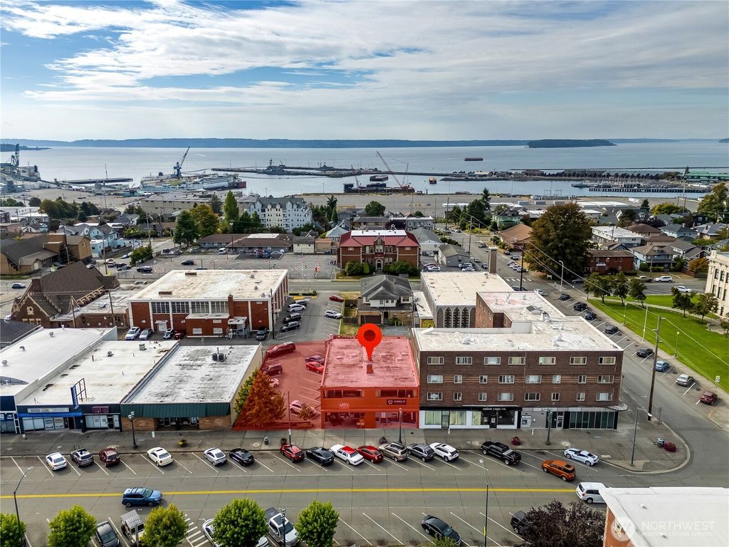 Photo of 2512 Colby Avenue, Everett, WA 98201 (MLS # 2451973)