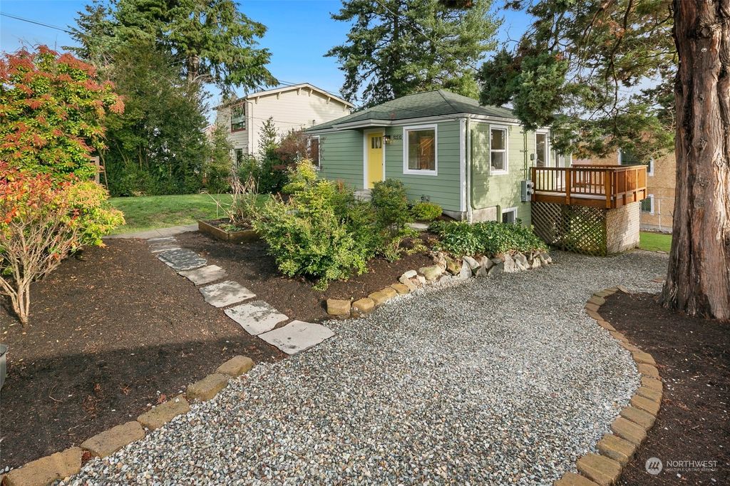 Photo of 10510 Linden Avenue N, Seattle, WA 98133 (MLS # 2312323)