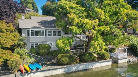 Photo of 1405 NE East Bay Drive NE, Olympia, WA 98506 (MLS # 2438845)