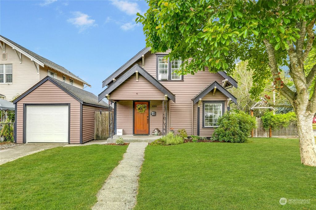 Photo of 2331 Oakes Avenue, Everett, WA 98201 (MLS # 2271984)