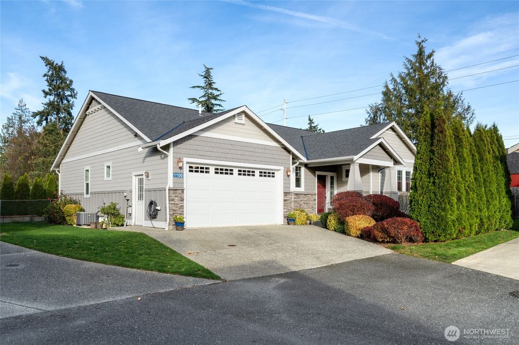 Photo of 1100 Harmony Lane, Mount Vernon, WA 98274 (MLS # 2467560)