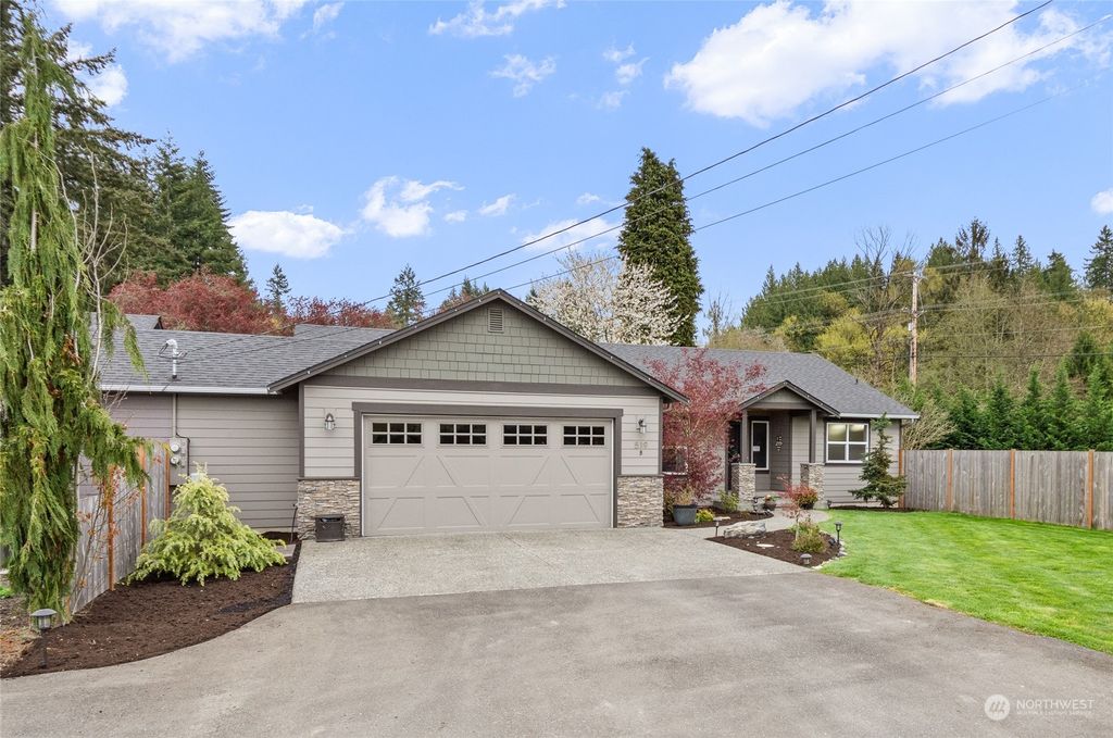 Photo of 519 147th Avenue SE #B, Snohomish, WA 98290 (MLS # 2225595)