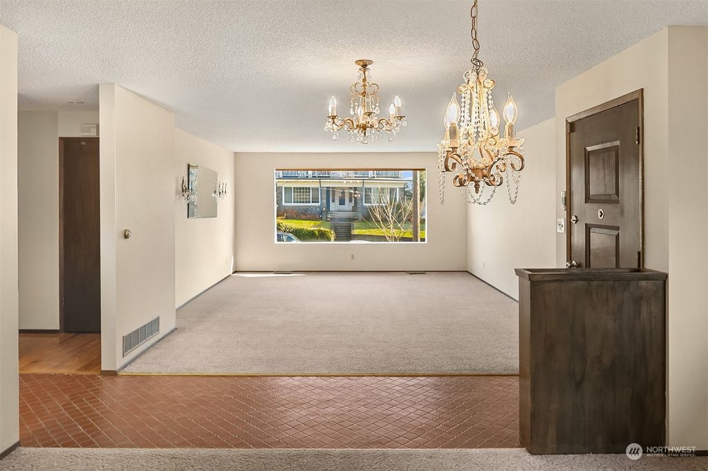 Photo of 4121 Burke Avenue N, Seattle, WA 98103 (MLS # 2327901)