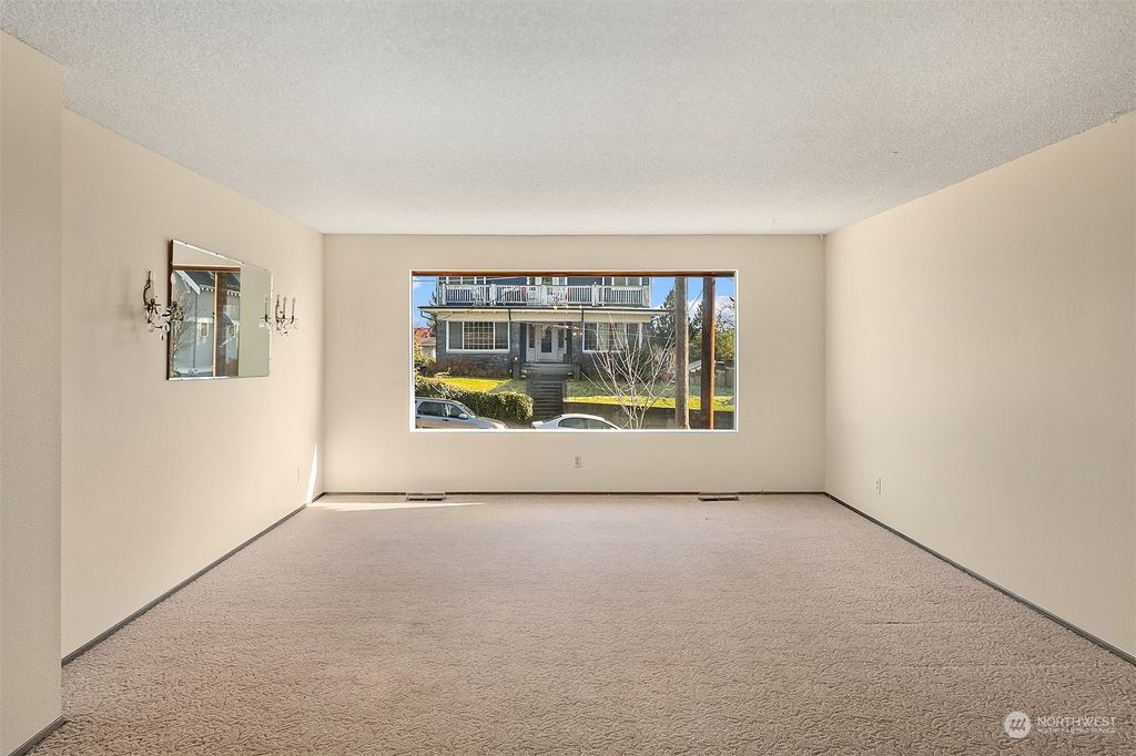 Photo of 4121 Burke Avenue N, Seattle, WA 98103 (MLS # 2327901)