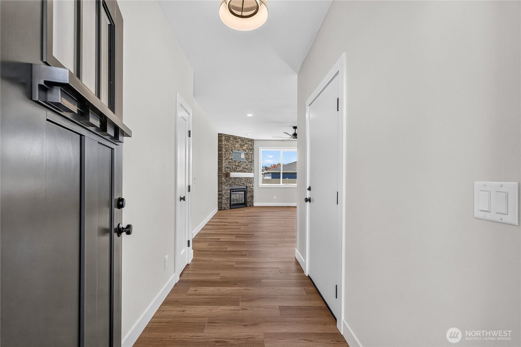 Photo of 2517 Plateau Drive, East Wenatchee, WA 98802 (MLS # 2584886)