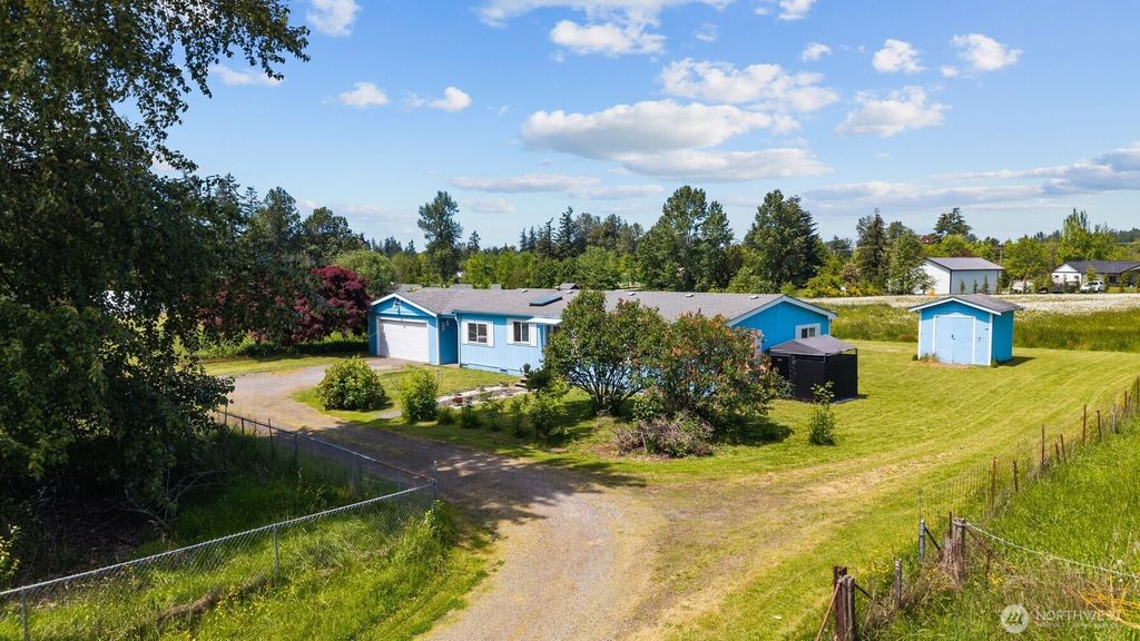 Photo of 3621 132nd Street E, Tacoma, WA 98446 (MLS # 2530173)