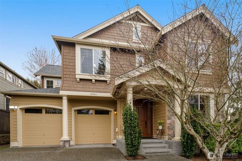 Photo of 16763 NE 121st ST, Redmond, WA 98052 (MLS # 2488834)