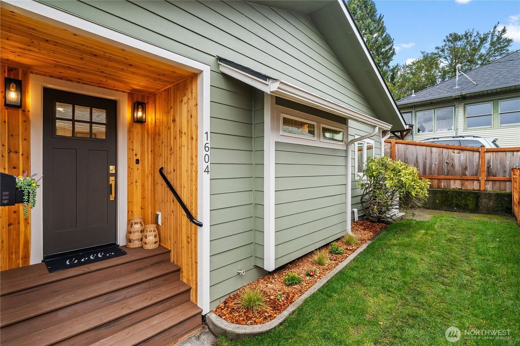 Photo of 1604 NW 70th Street, Seattle, WA 98117 (MLS # 2472916)