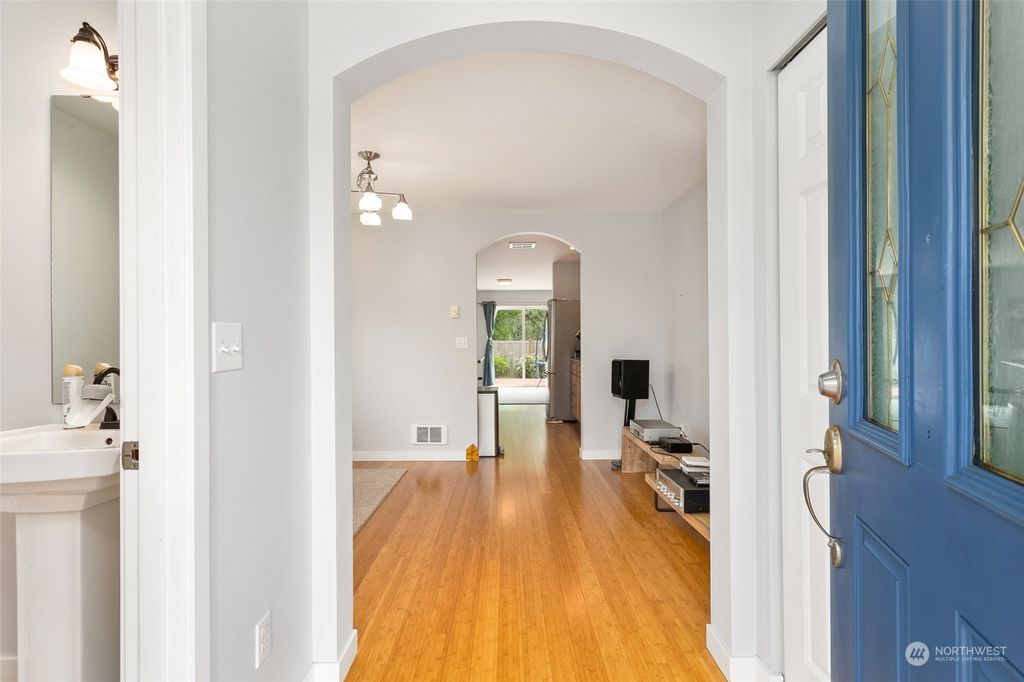 Photo of 9852 244th Place NE, Redmond, WA 98053 (MLS # 2276994)