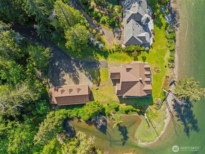 1800 E South Island Drive