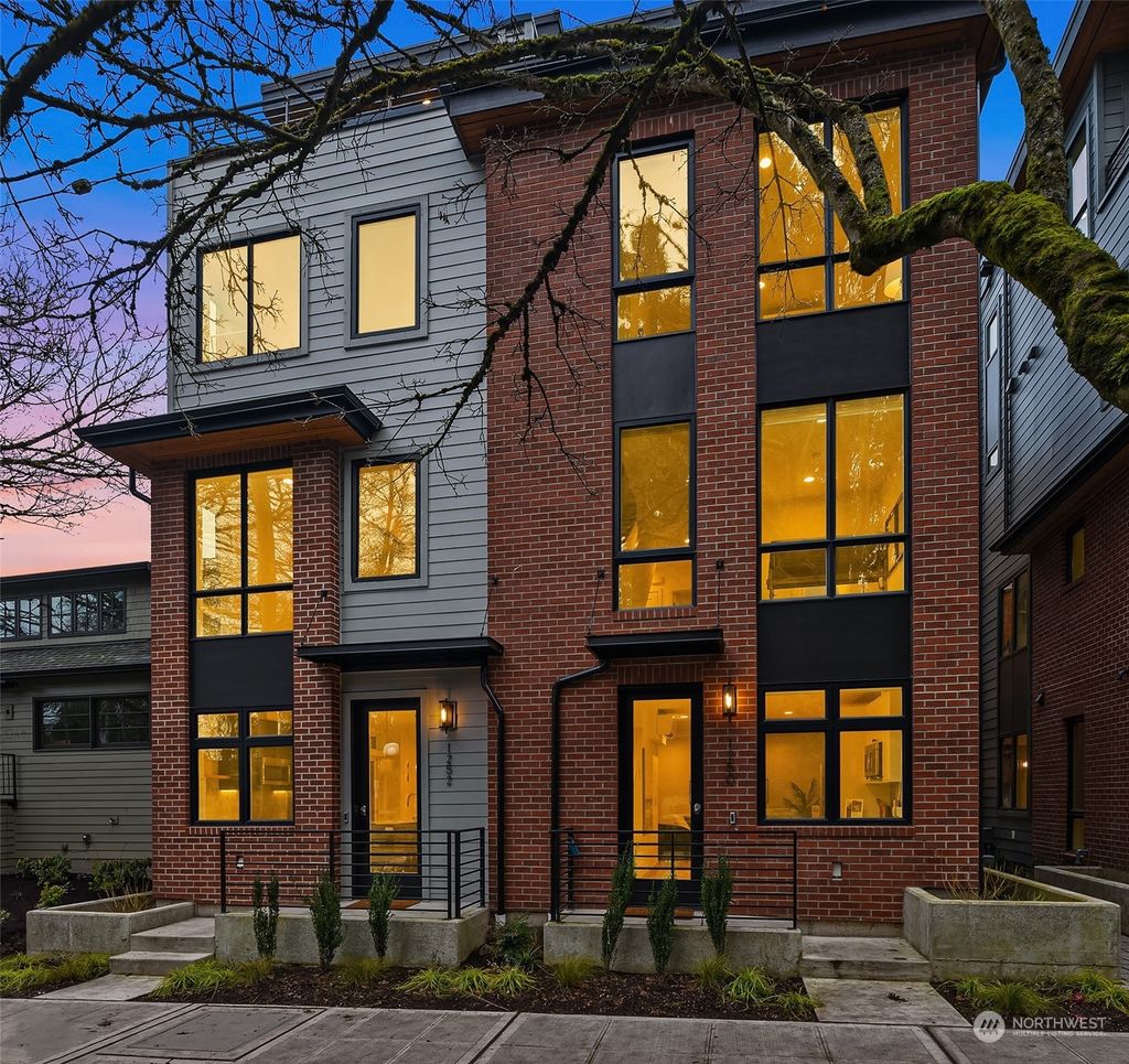 Photo of 1250 15th Avenue E, Seattle, WA 98112 (MLS # 2328459)