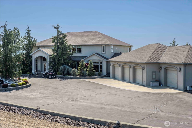 1050 Lewandowski Road