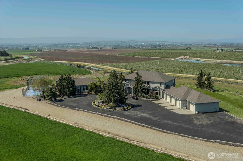 1050 Lewandowski Road