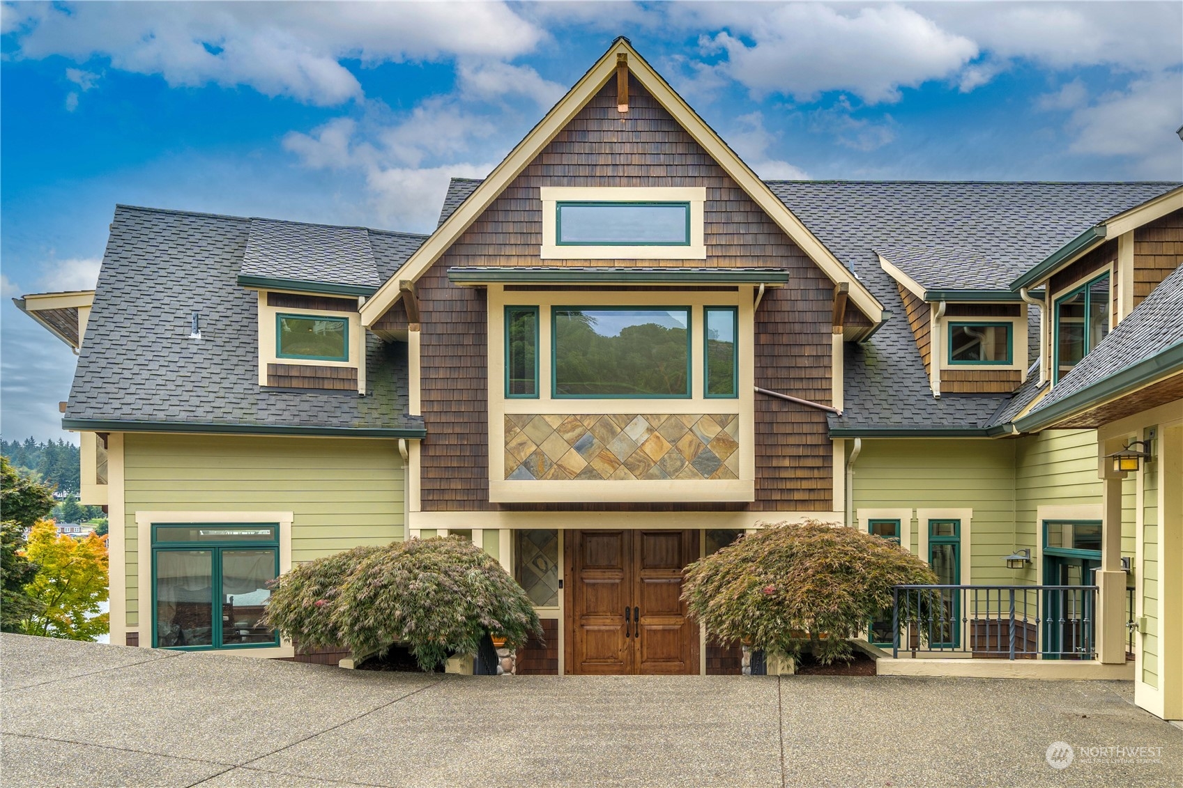 4008 52nd Avenue Ct NW