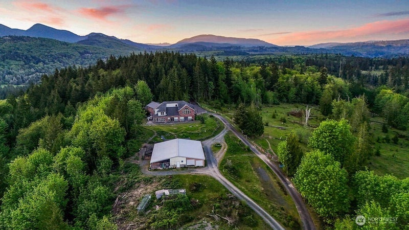 542 Doe Run Road