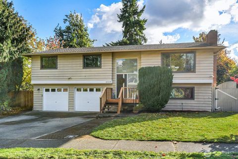 Photo of 6324 183rd Place SW, Lynnwood, WA 98037 (MLS # 2448407)