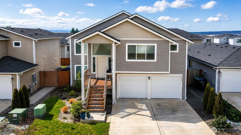 Photo of 4334 69th Avenue NE, Marysville, WA 98270 (MLS # 2573212)