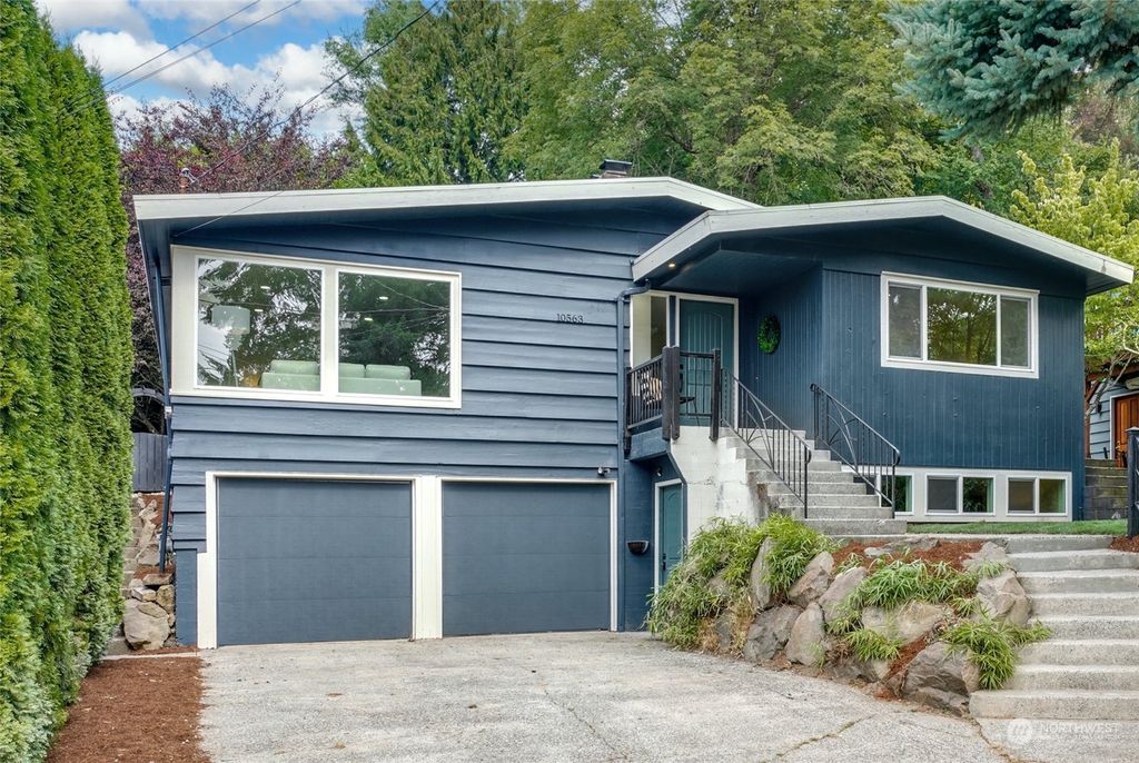 Photo of 10563 41st Place NE, Seattle, WA 98125 (MLS # 1995097)