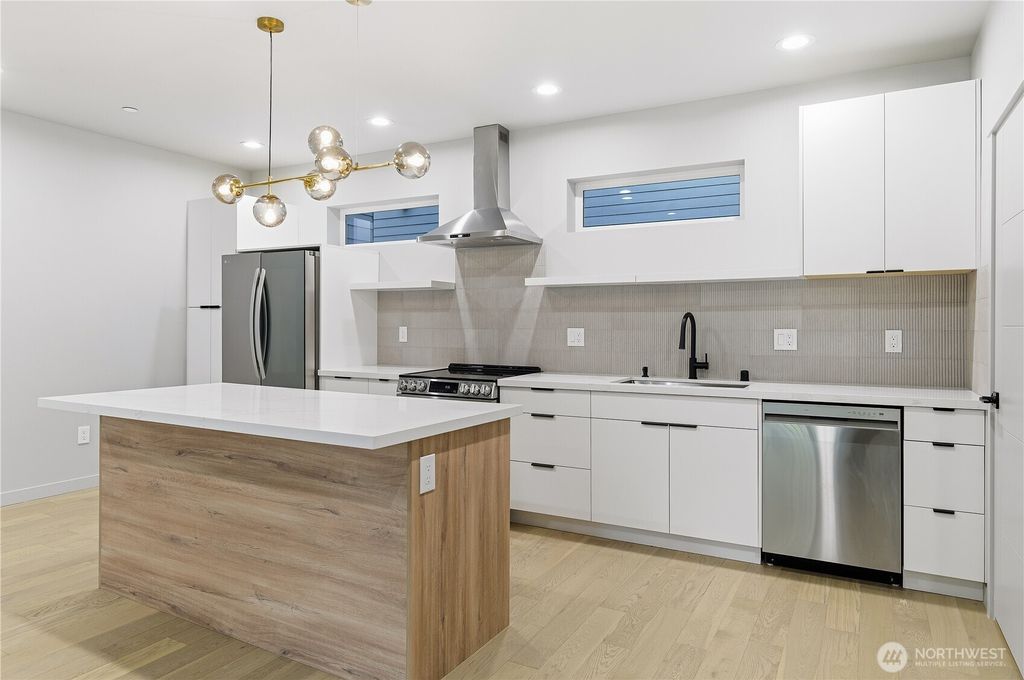 Photo of 11831 59th Avenue S #B, Seattle, WA 98178 (MLS # 2452642)