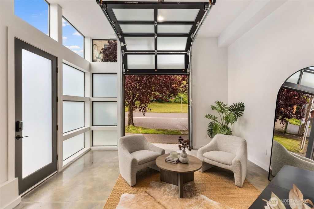 Photo of 623 Aloha Street, Seattle, WA 98109 (MLS # 2379290)