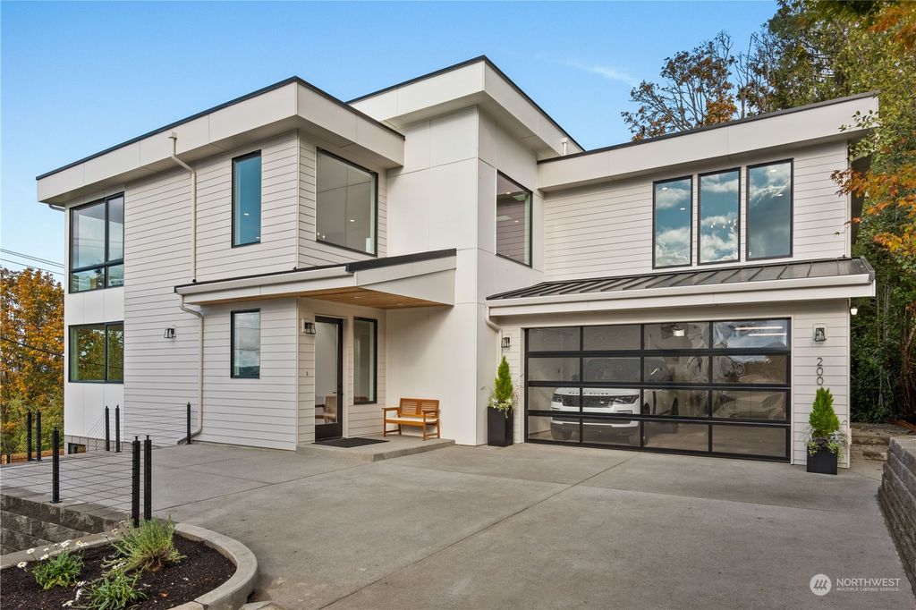 Photo of 200 LaMar Drive, Mukilteo, WA 98275 (MLS # 2303204)