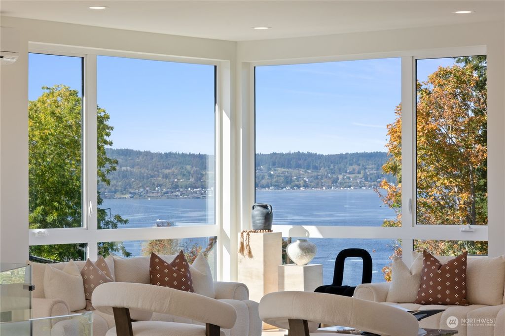Photo of 200 LaMar Drive, Mukilteo, WA 98275 (MLS # 2303204)