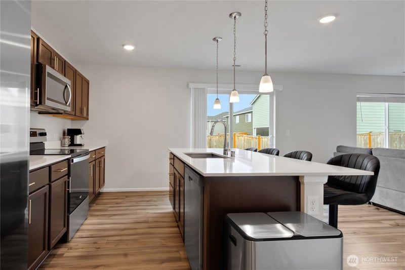 15136 Iverson Loop SE