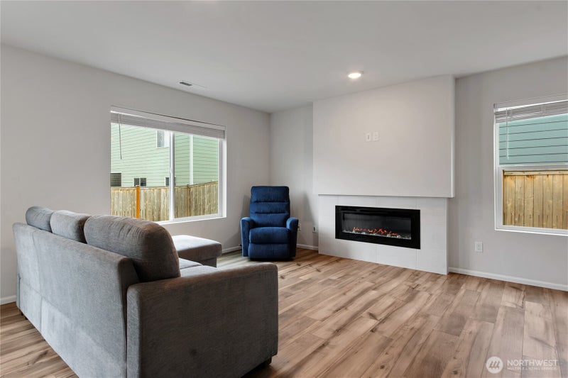 15136 Iverson Loop SE
