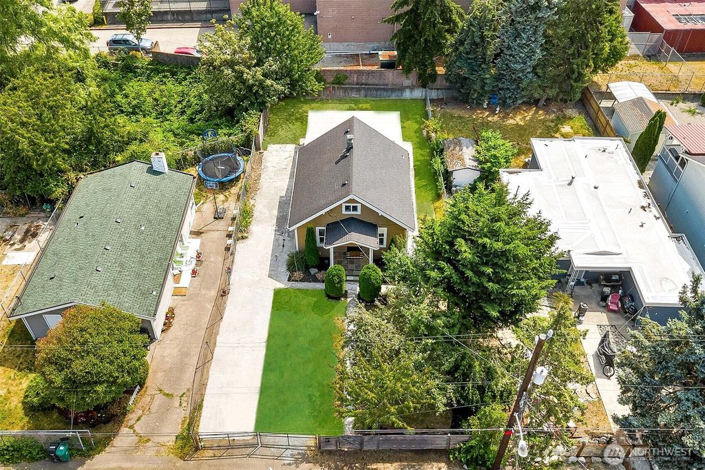Photo of 8632 45th Avenue S, Seattle, WA 98118 (MLS # 2552317)