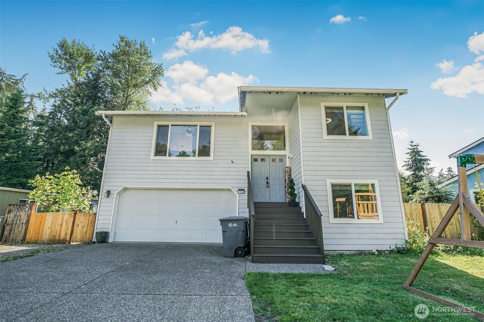 11502 205th Ave E